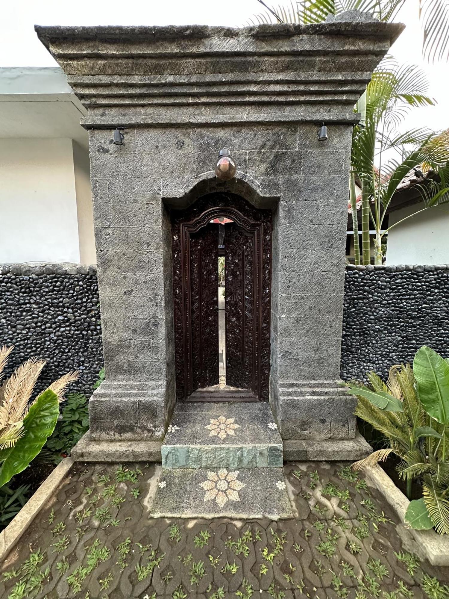 Bali Stuti Jimbaran Inn Eksteriør bilde